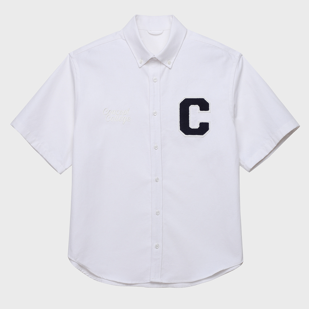 [유재석착용][황치열착용] 컨셉트 컬리지 C 패치 화이트 반팔 옥스퍼드 셔츠